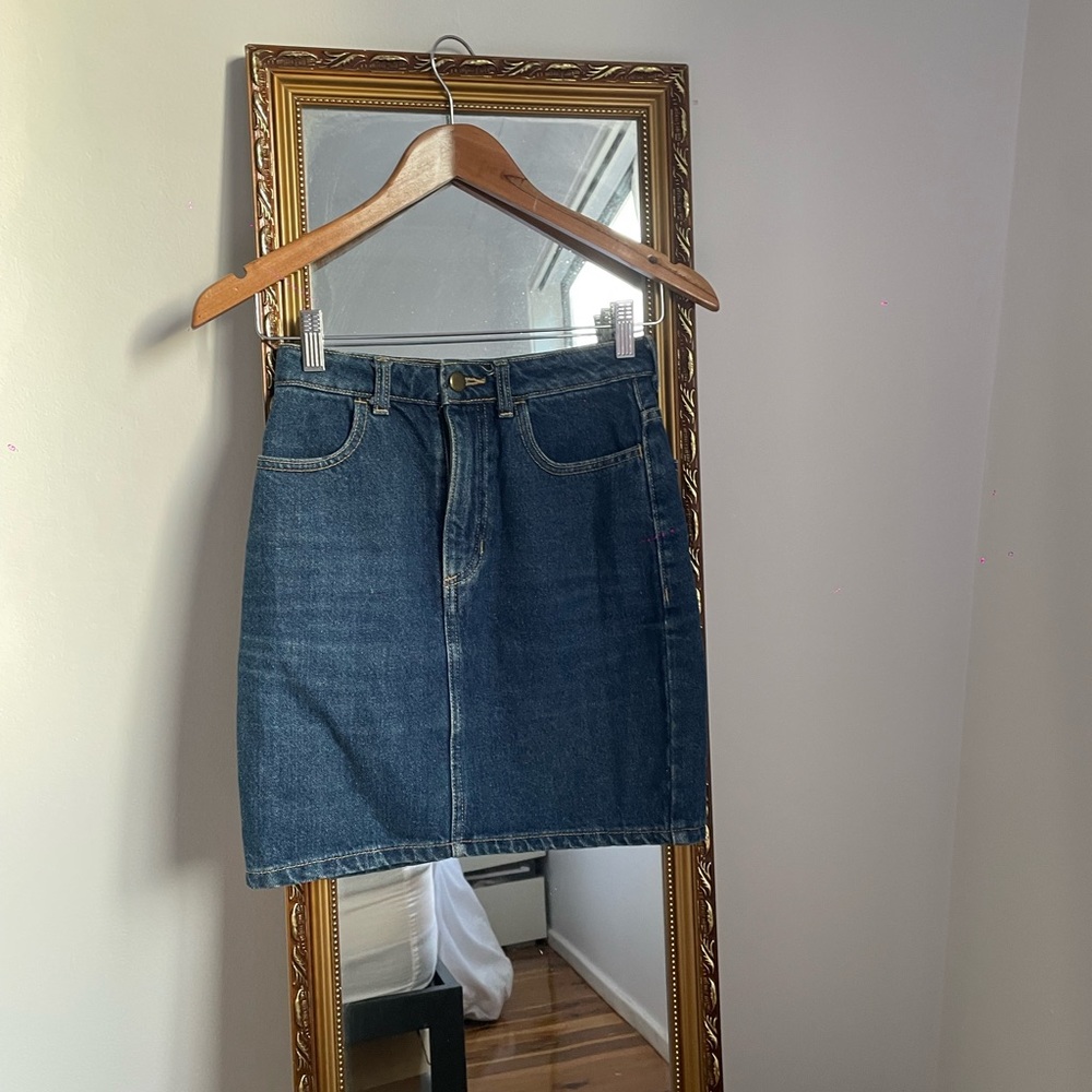 Selling American appeal denim mini shirt - Picture 1 of 5